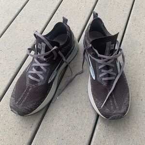 Brooks Bedlam runners men’s size 10